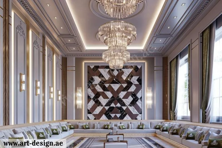 تغطي السجادة كامل أرضية المجلس، أو يستخدم رخامًا مزخرفًا كأرضية