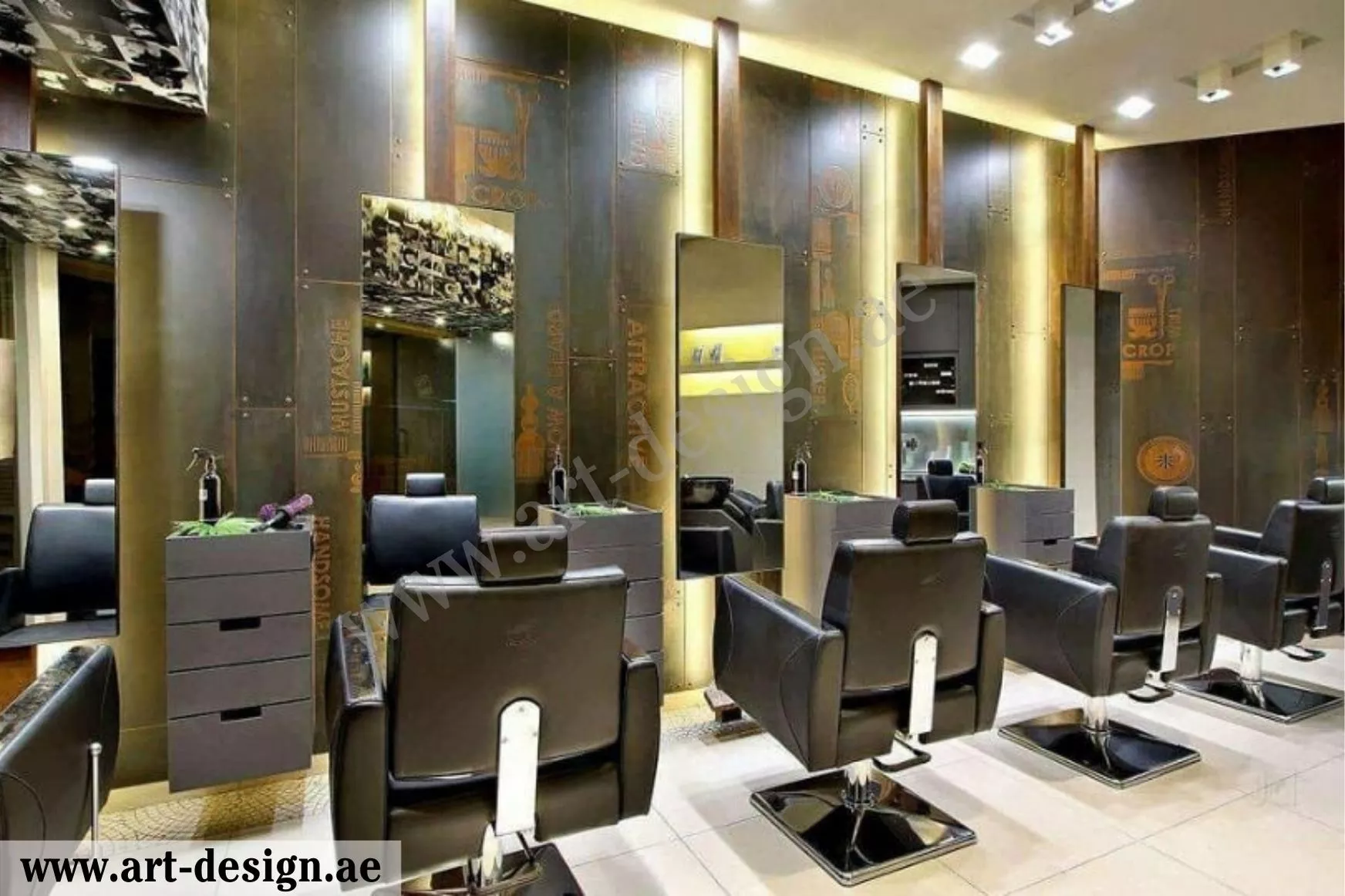 بالصور: كيفية تصميم صالون حلاقة رجالي مميز في الإمارات 3 من المهم اختيار ديكورات وألوان الجدران بعناية