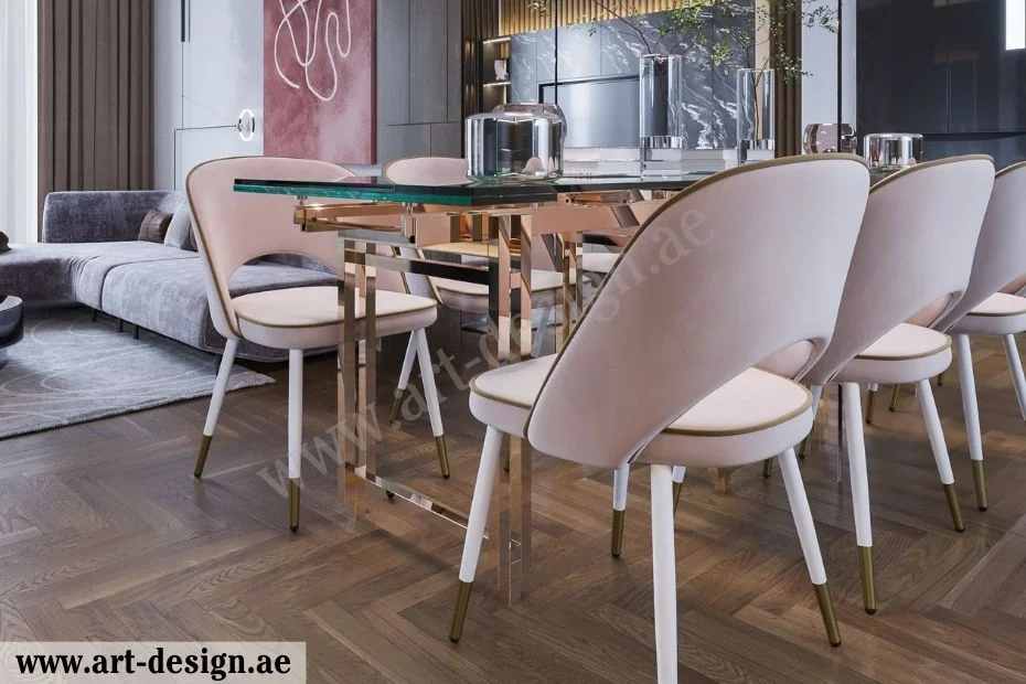 اجعل لون الأرضيات موحدًا بين الصالة وغرفة الطعام